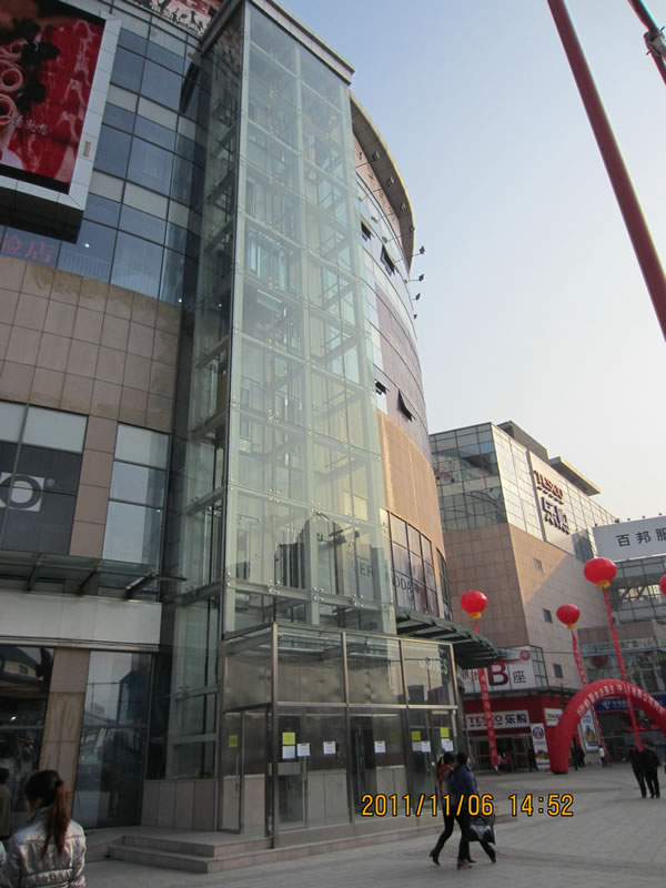 万家乐广场观光电梯