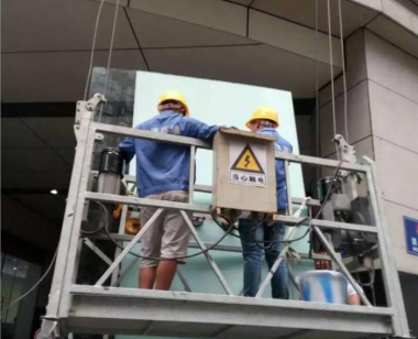 更换幕墙玻璃工程