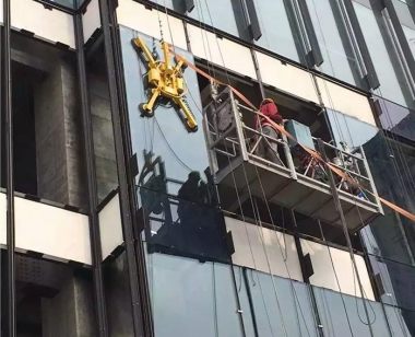 更换幕墙玻璃工程